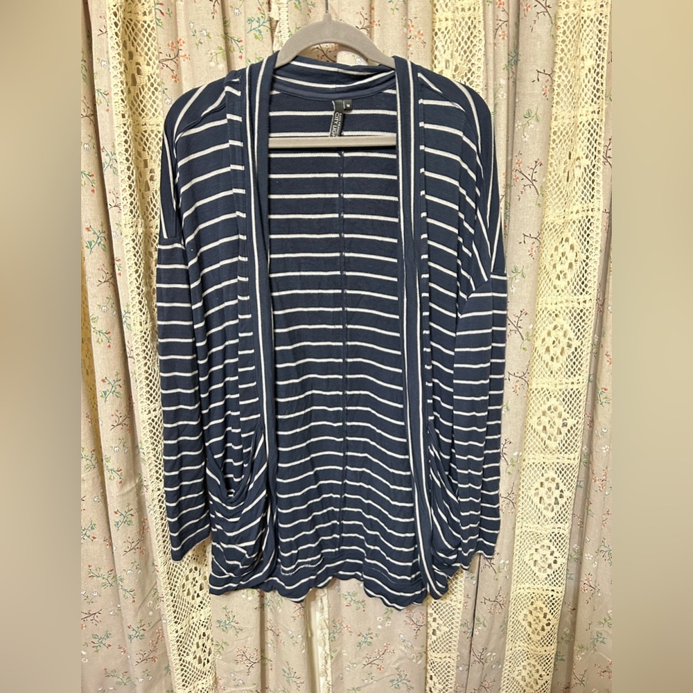 2/$28 San Francisco City Lights Striped‎ Open Front Cardigan Medium